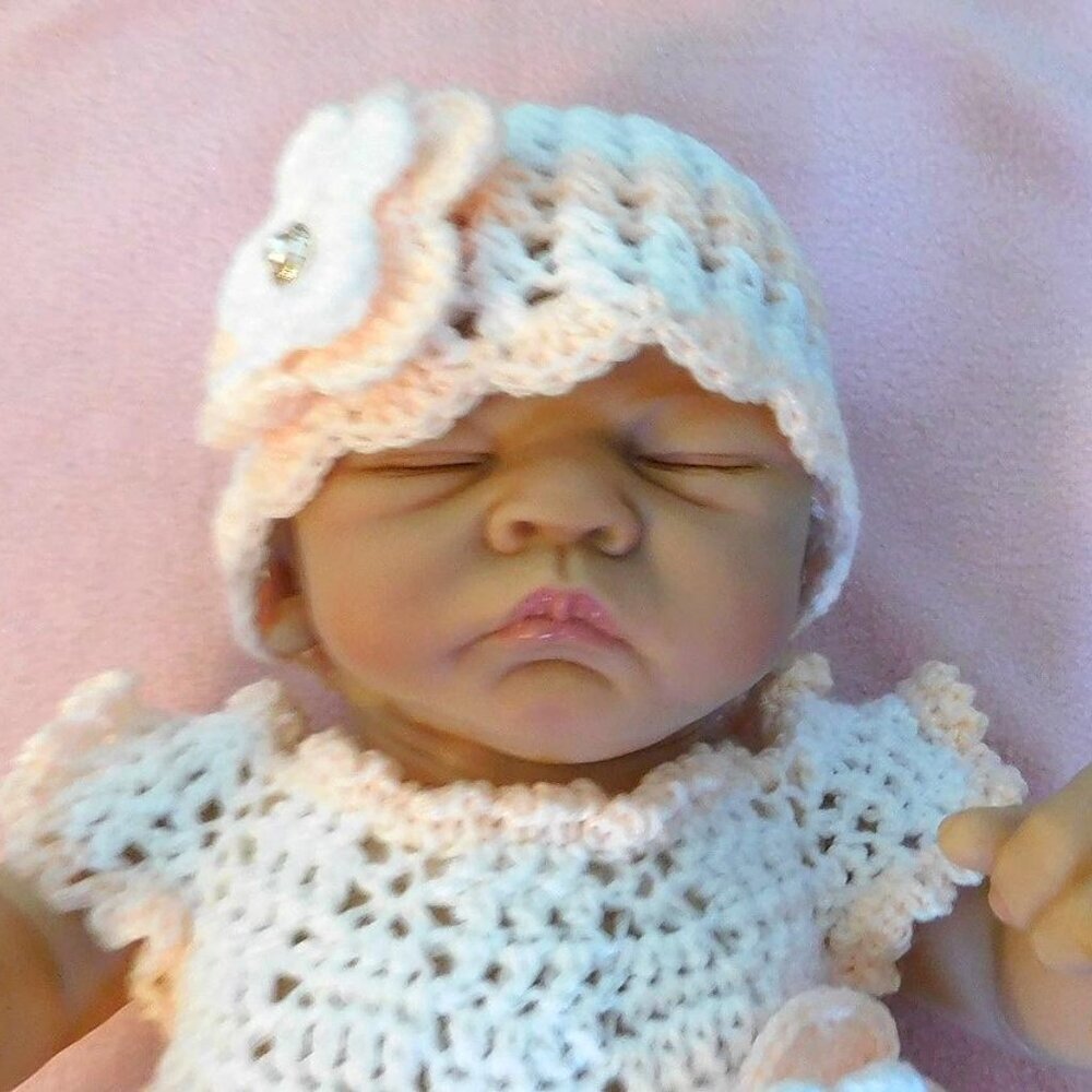 Crochet Baby Dress Handmade, Fits 0-3 Month, Baby Shower Gift, Flower Dress - Picture 6 of 9